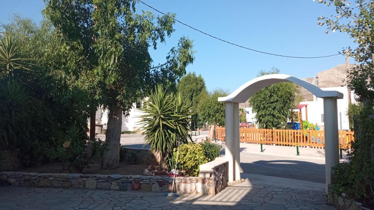Marilen Apartamento Livadia  Exterior foto